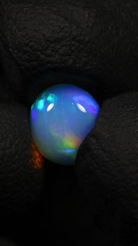 1.97ct Round Cabochon