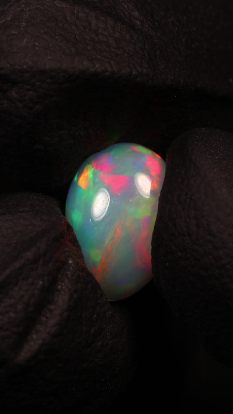 1.56ct Oval Cabochon