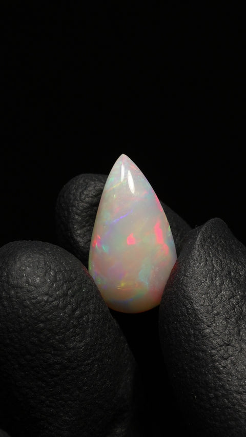 3.95ct Teardrop Cabochon