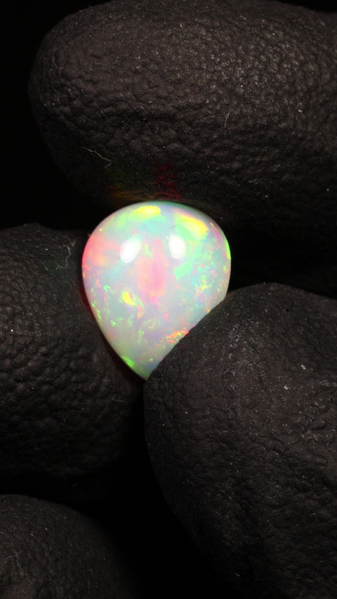 2.92ct Teardrop Cabochon