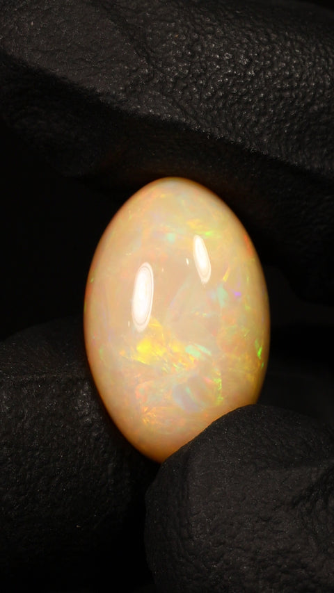 13.04ct Oval Cabochon