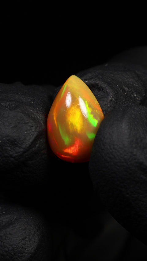 4.28ct Teardrop Cabochon