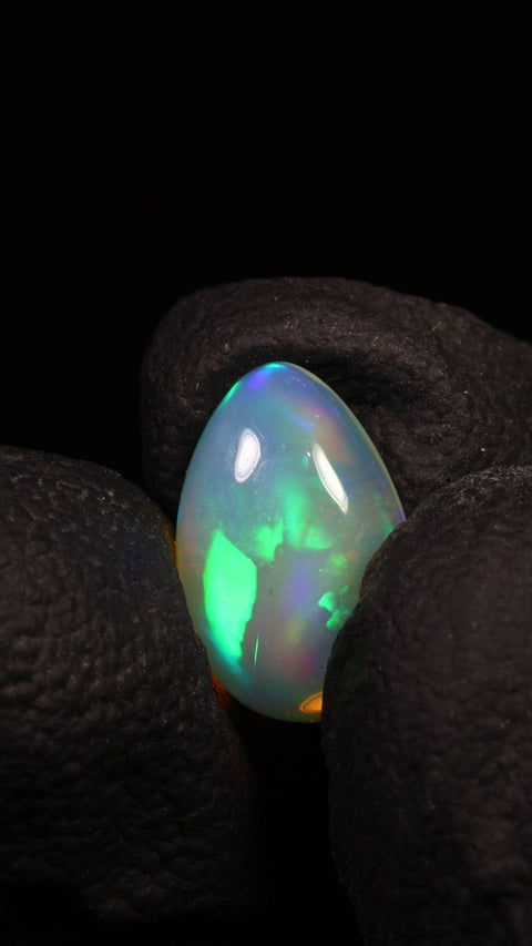 2.39ct Oval Cabochon