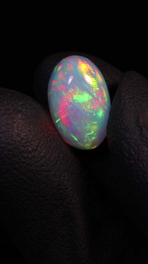 3.40ct Oblong Cabochon
