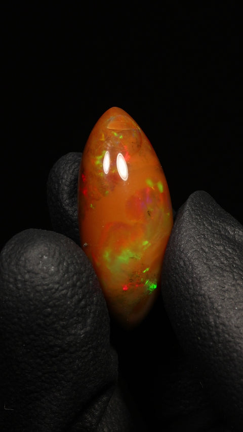 11.00ct Oval Cabochon