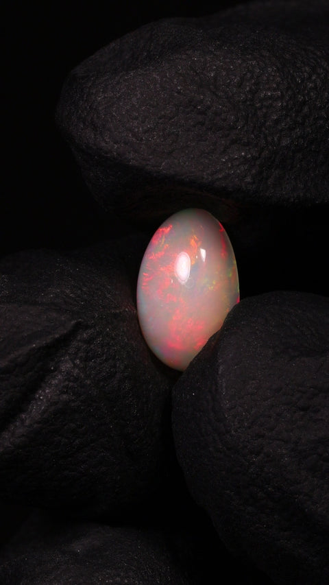 1.74ct Oval Cabochon