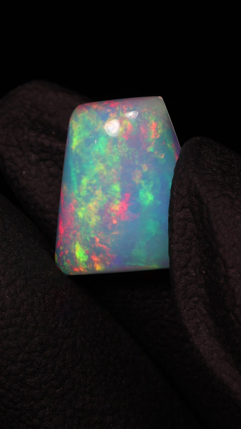 4.55ct Freeform Cabochon