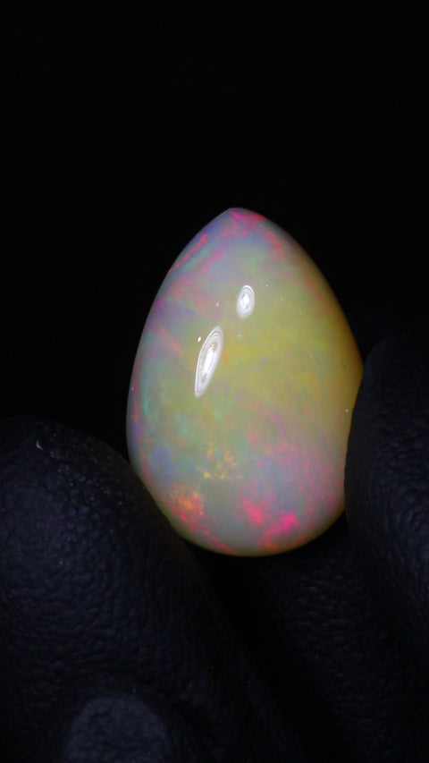 9.43ct Teardrop Cabochon