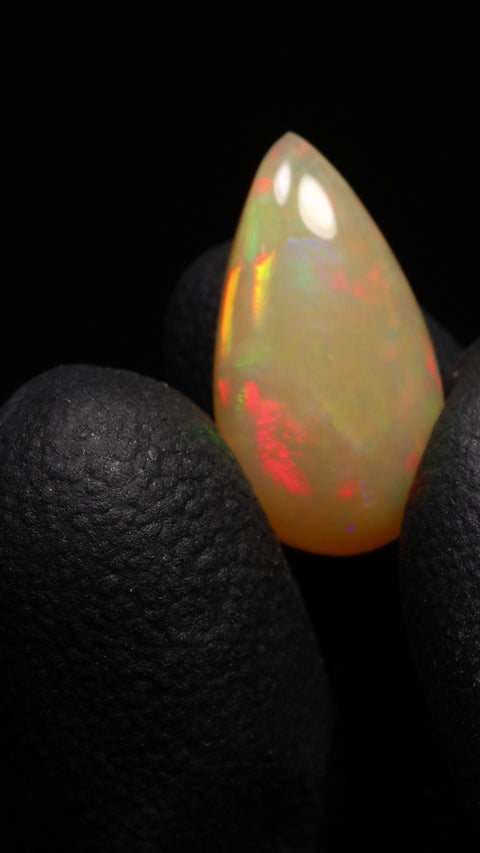 4.55ct Teardrop Cabochon