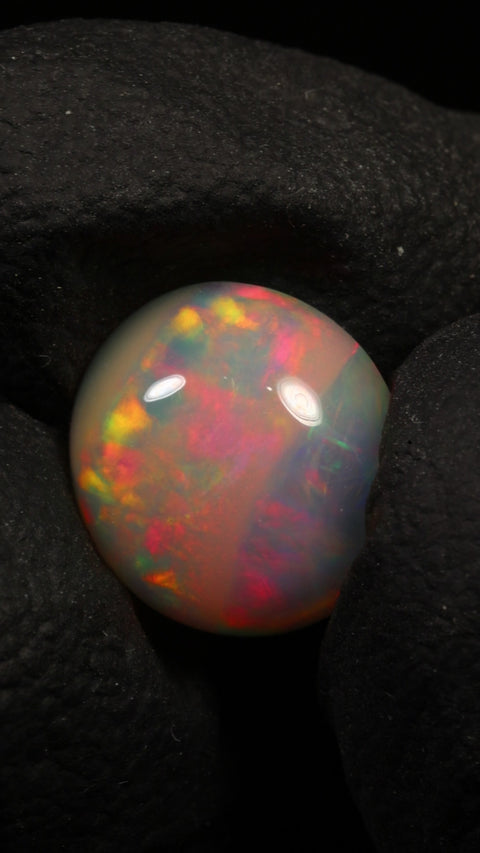 3.32ct Round Cabochon