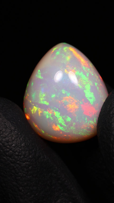 18.20ct Teardrop Cabochon