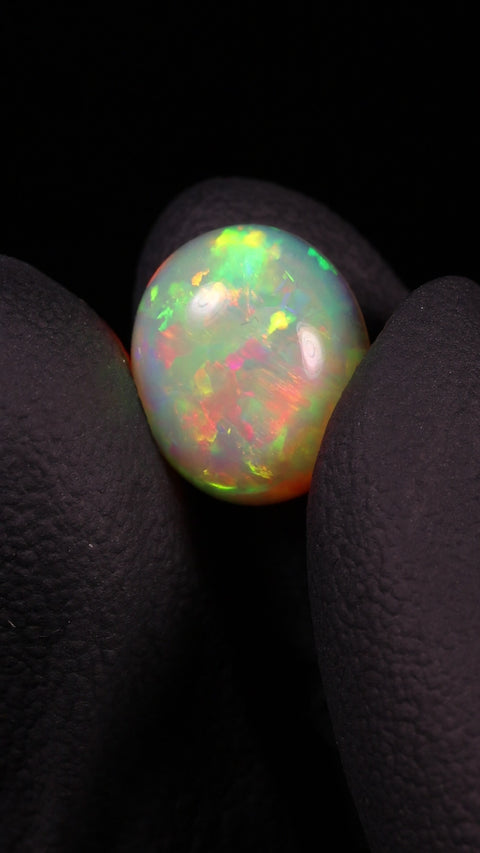 5.65ct Oblong Cabochon
