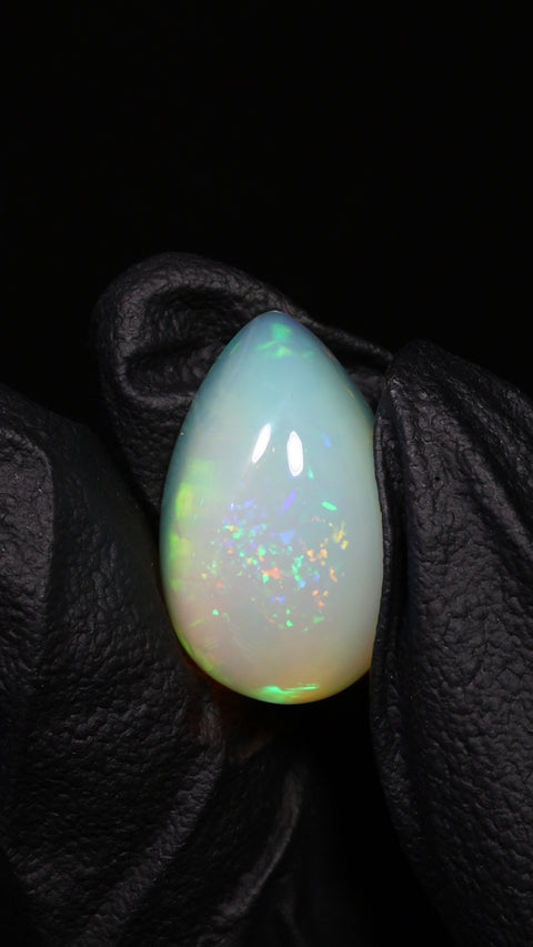 10.95ct Teardrop Cabochon