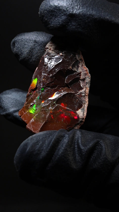 10.62g Rough Specimen Chocolate