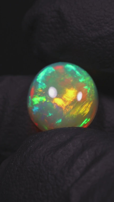 4.40ct Round Cabochon