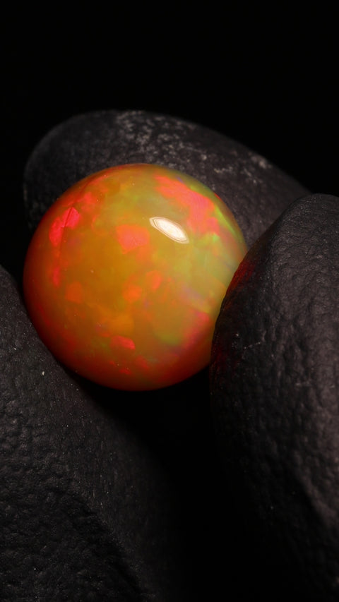 3.40ct Round Cabochon